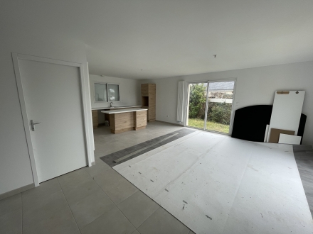 Location Maison 4 pièces Saint-Cyr-sur-Loire (37540) - GROSSE BORNE